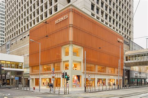 hermes stores montreal